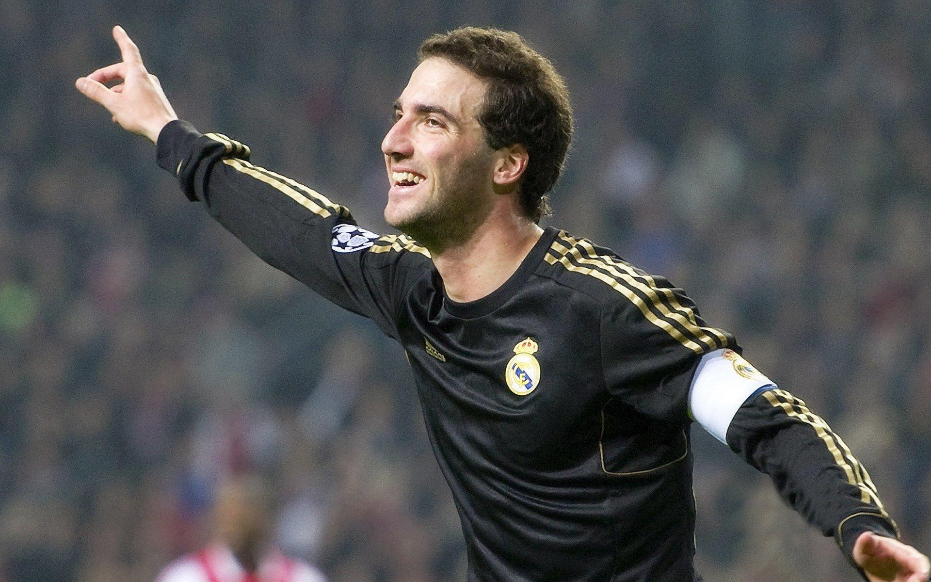 两个瞬间定义真正领袖，洛里的成熟不仅在球场上