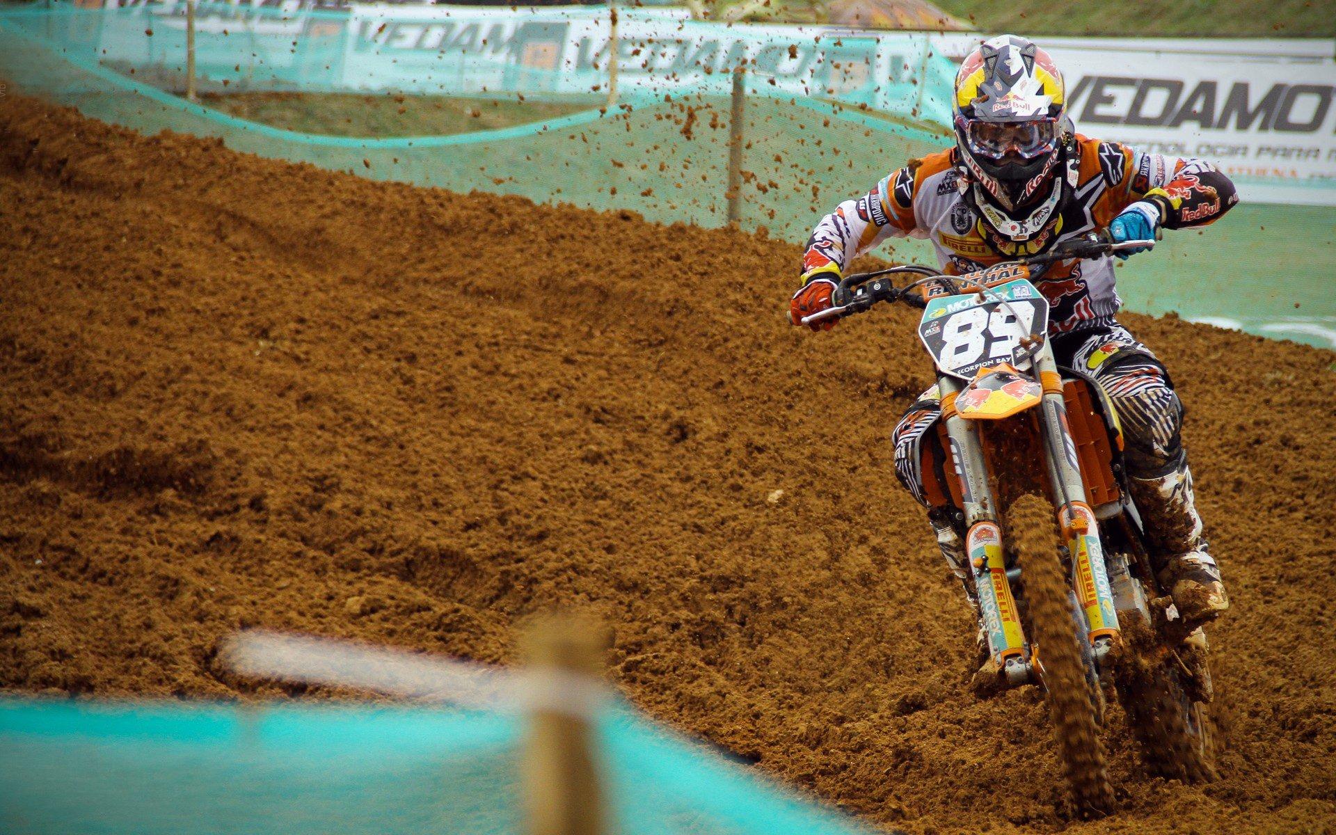 阿莱格里展望新赛季,锁定前四,尤文图斯开启复兴征程